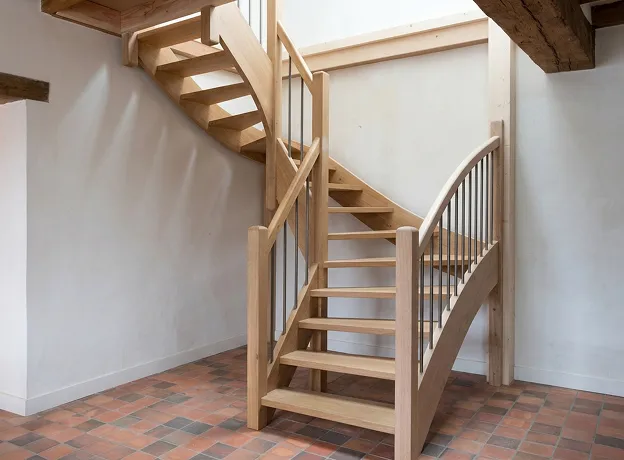 escalier sur mesure en bois